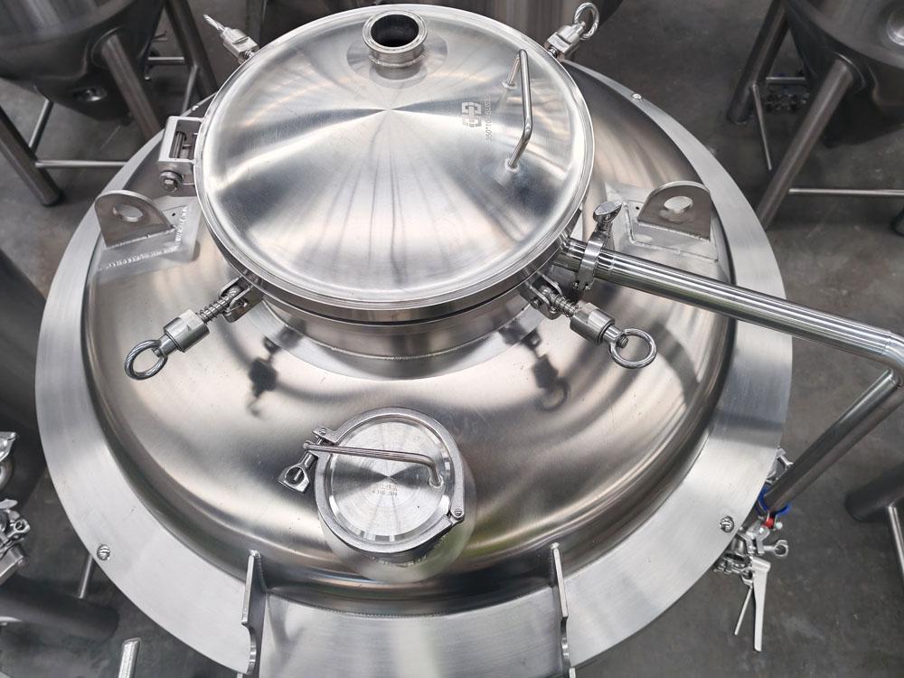 300L Brewery System to France